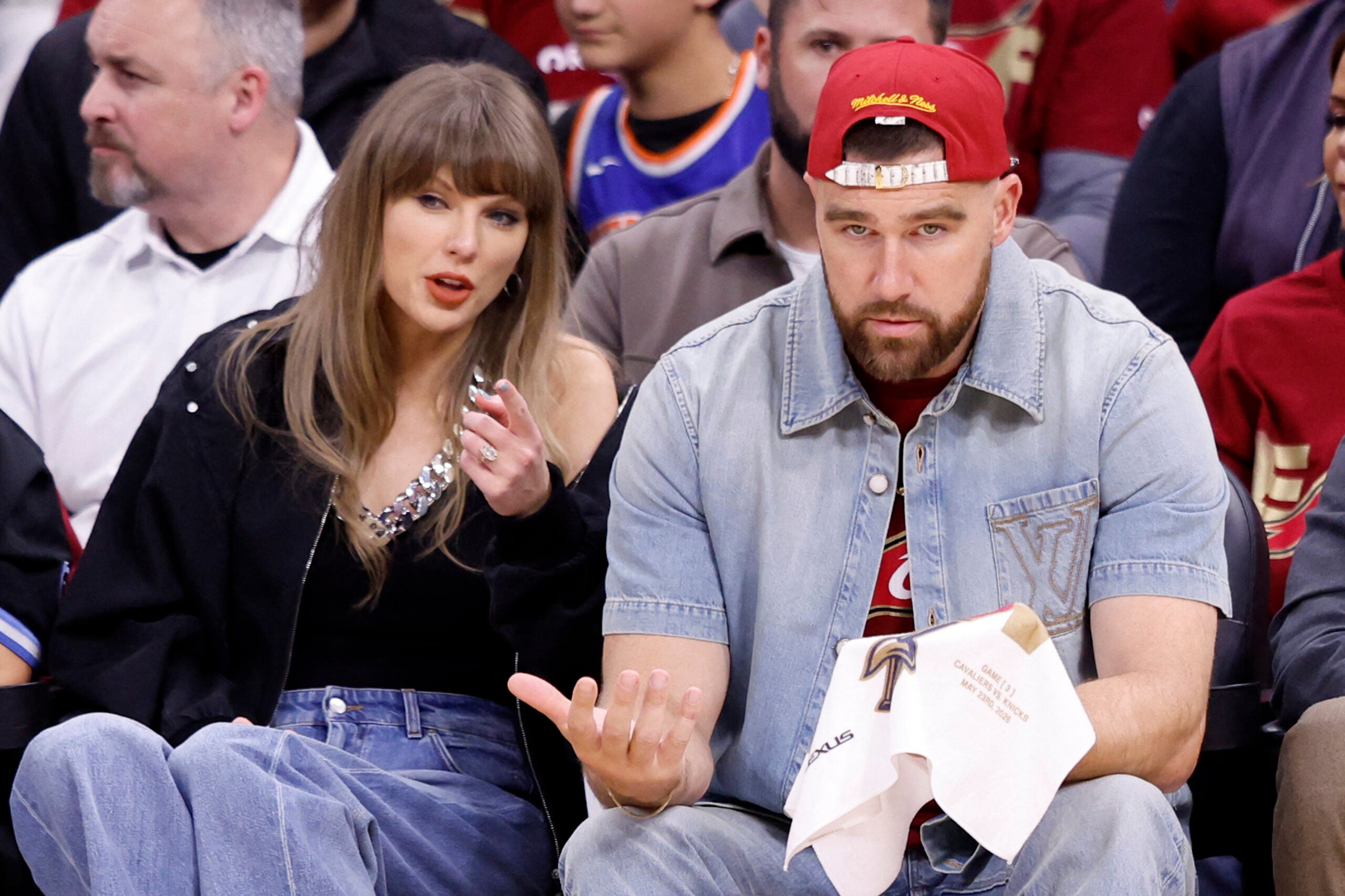 Body Language Expert Spots Telling Sign In Travis Kelce’s Taylor Swift Wedding Remarks