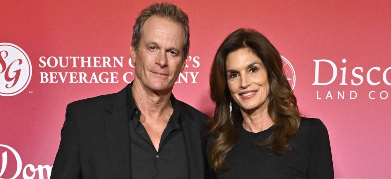 Cindy Crawford diz que marido é “muito contra” cirurgia plástica