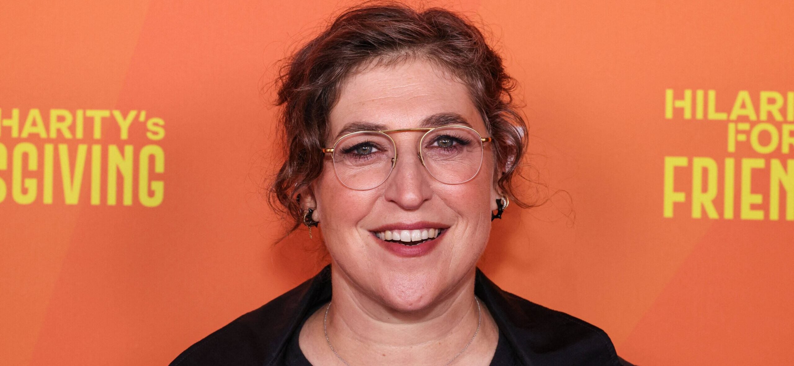 Mayim Bialik detalha sua reação de ‘pesadelo’ ao medicamento para perder peso