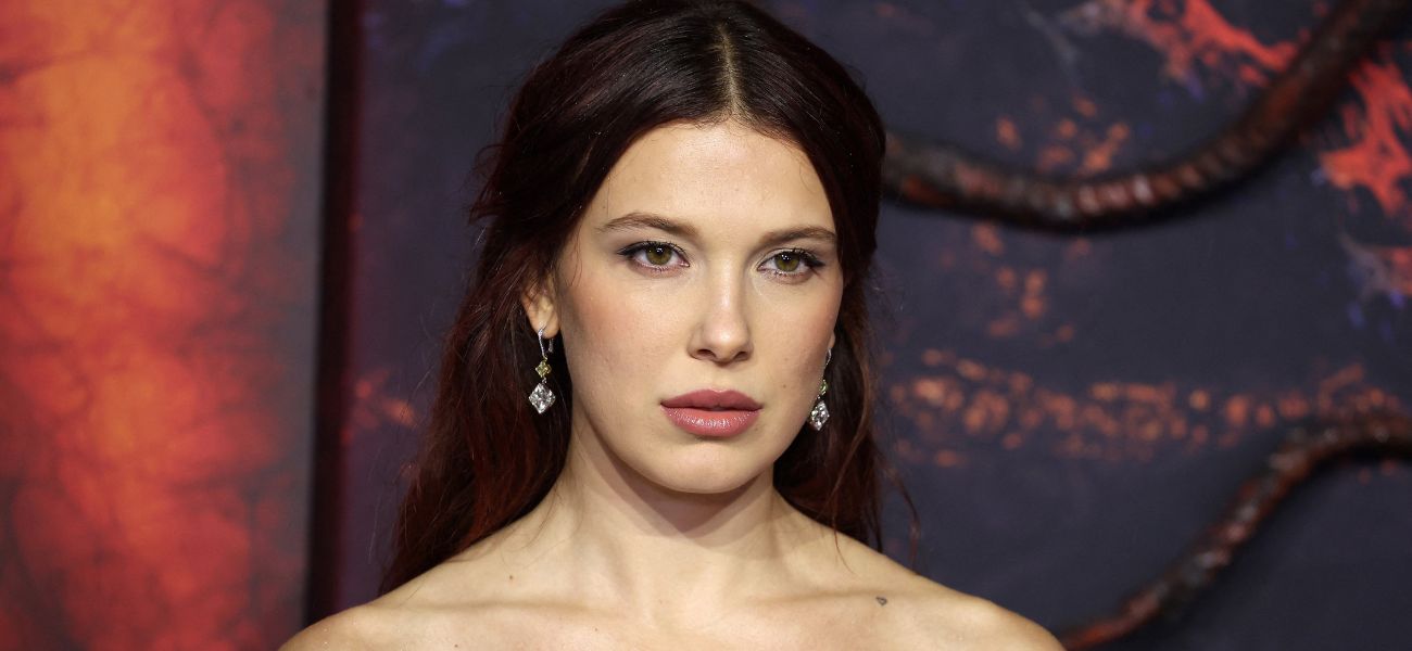 Millie Bobby Brown exibe traseiro em biquíni atrevido: ‘Ela parece ter 50 anos’