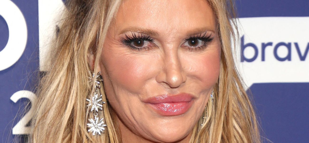 O elenco de ‘Housewives’ seria exposto por Sus AI