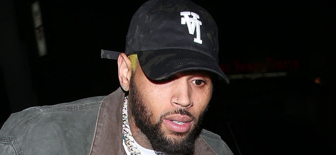 Julgamento de crueldade com cães de Chris Brown adiado