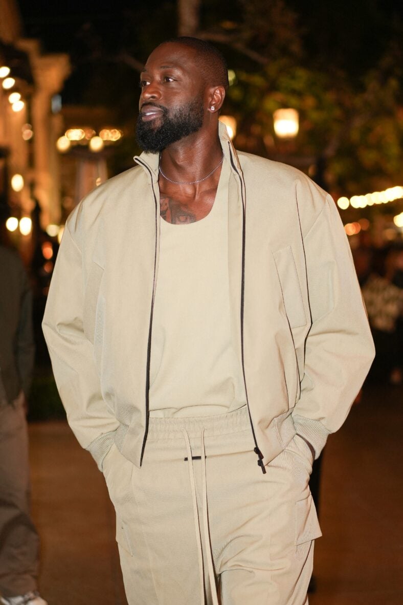 Dwayne Wade posing on the red carpet.
