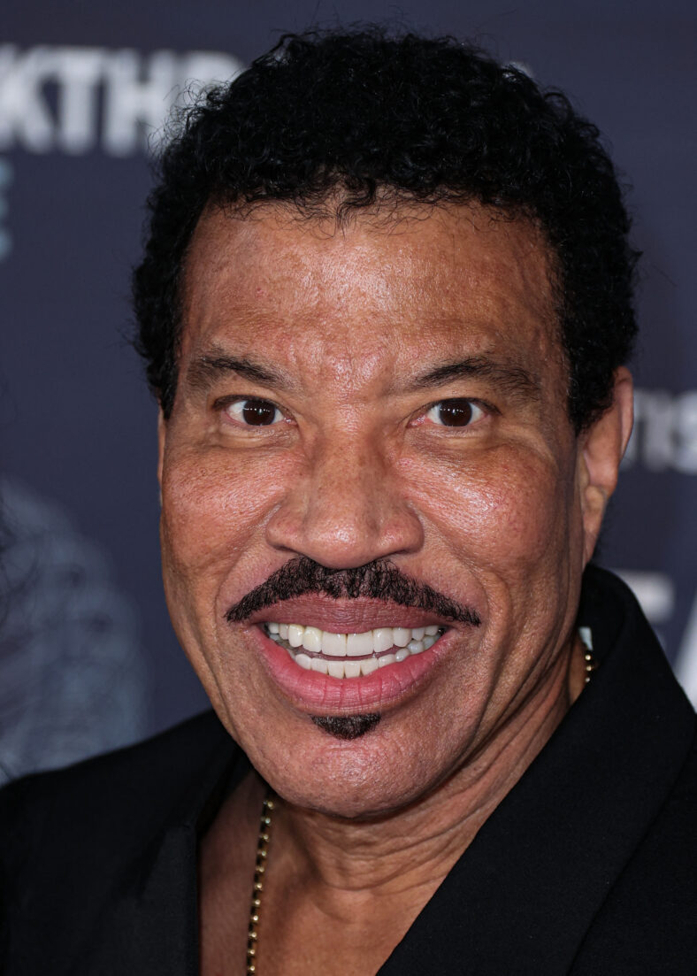 Lionel Richie at 9th Annual Breakthrough Prize Ceremony