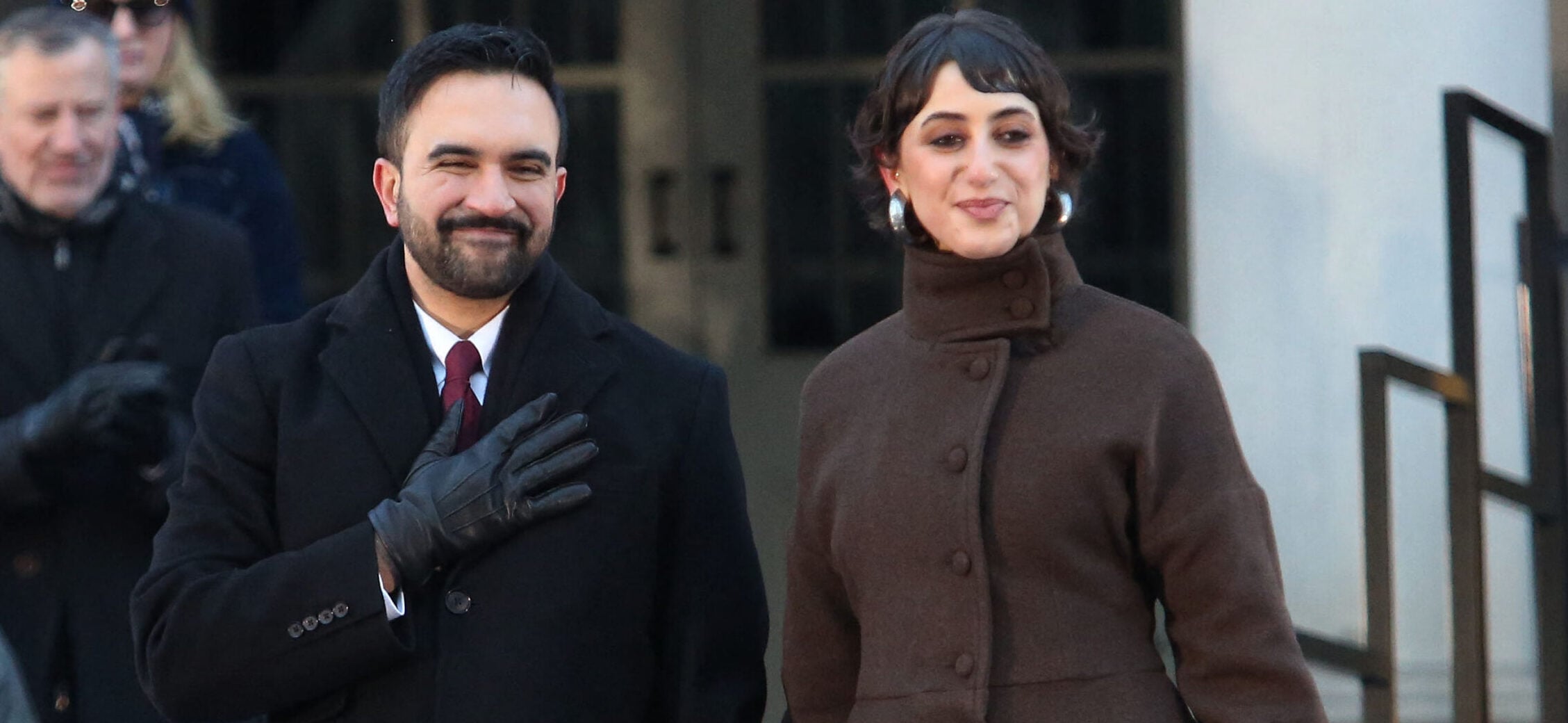 O estilo despojado da primeira-dama de Nova York, Rama Duwaji, está chamando a atenção