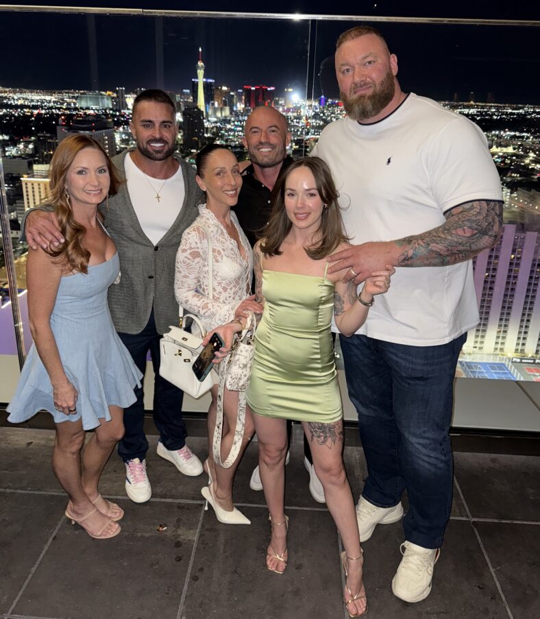 strongman-thor-bjornsson-wife-kelsey-henson-jason-poston-wife-sheena-sebastian-oreb-dinnyj-legacy-club-las-circa-las-vegas