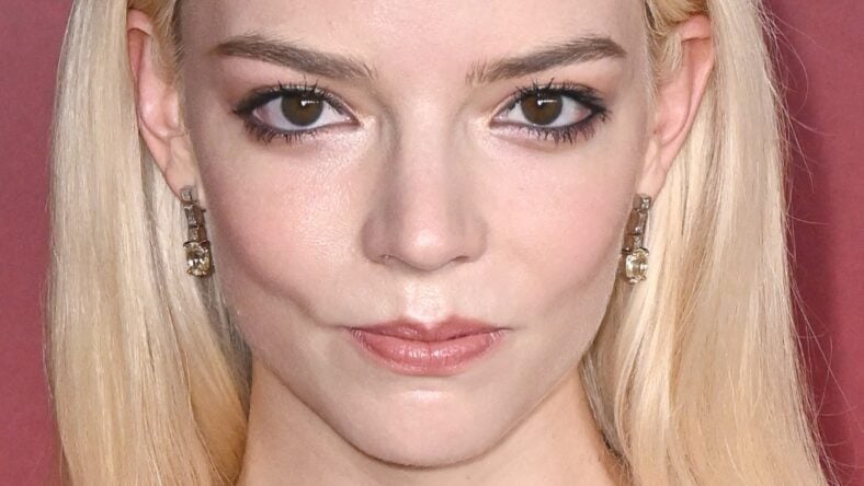 Anya Taylor-Joy Walking In Braless Tank ‘Has Always Been Really Jiggly’
