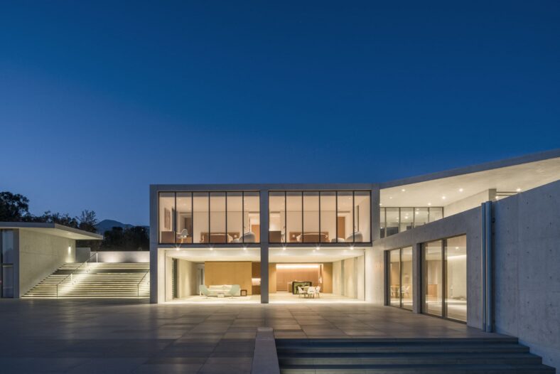 A glimpse inside Beyoncé and Jay-Z's new $200 million Malibu mansion