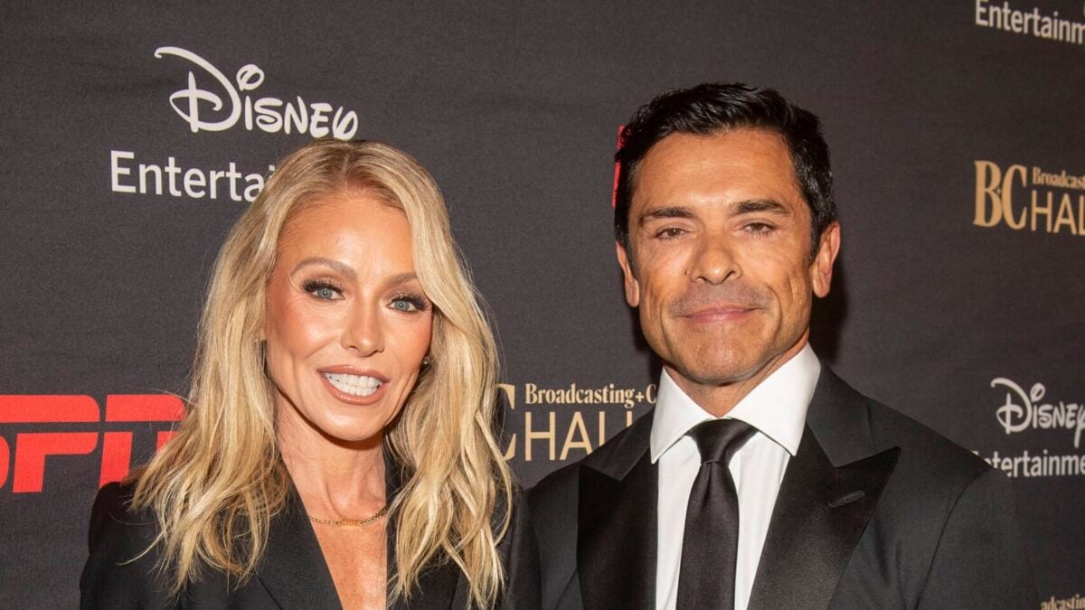 Η Kelly Ripa λείπει από το “Live” μετά από “επώδυνη” χειρουργική επέμβαση