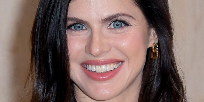 Alexandra Daddario Shirtless ‘Showing Off The Girls’ While Braless