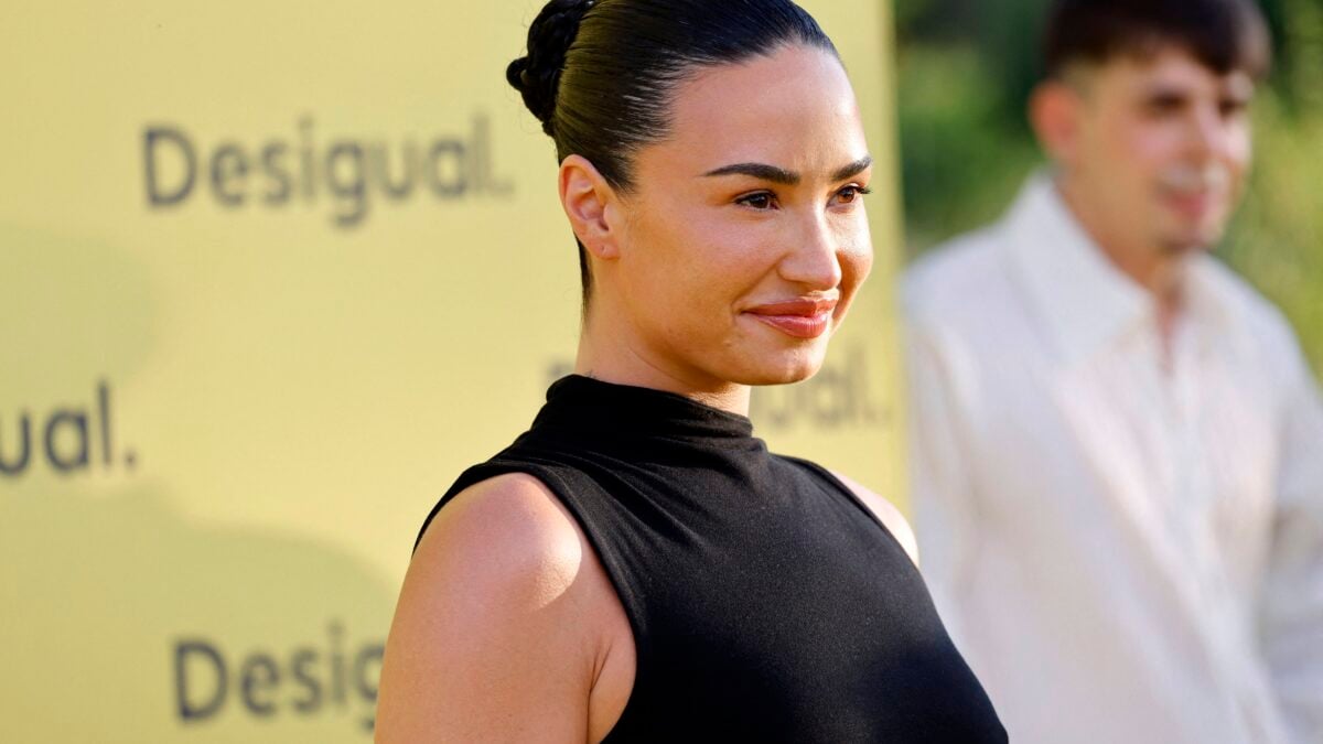 Demi Lovato criticou o vídeo do TikTok, alegando que ela foi clonada