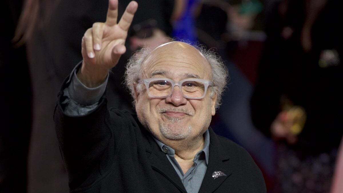 Ο Danny DeVito μοιράζεται τις συμβουλές για την καριέρα που του άλλαξαν τη ζωή