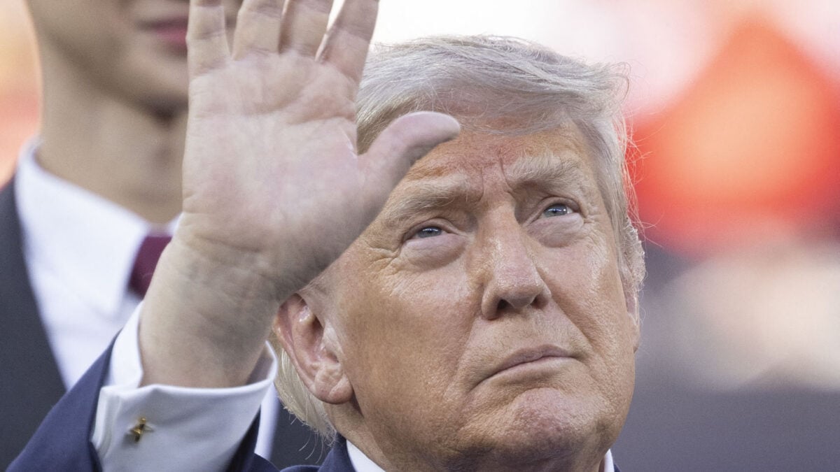 Donald Trump Reportedly Spiraling Over His Own Mortality Behind Closed Doors After Lindsey Graham’s Death