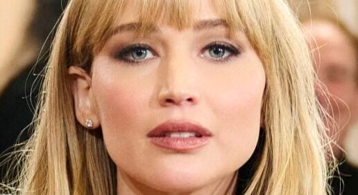 Jennifer Lawrence Offers ‘Perfect Bikini View’ In Wet Hawaii Swimsuit