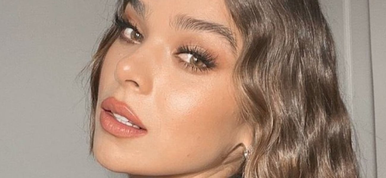 Hailee Steinfeld Poolside In G-String Bikini Highlights ’10/10′ Looks