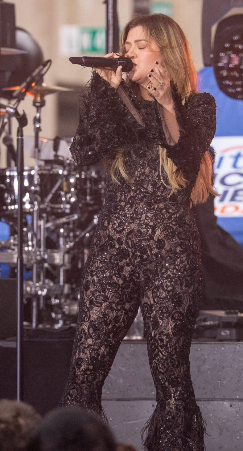Kelly Clarkson Performs On Today Show, Kicking Off Summer Citi Concert Series