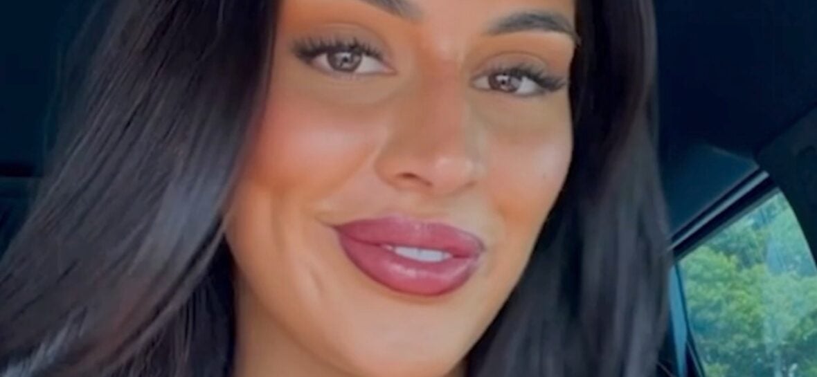 Mia Bailey close up