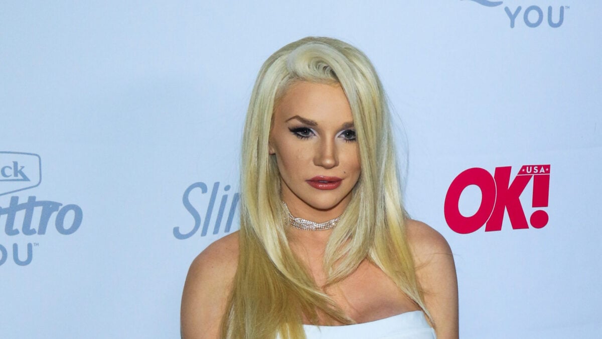Courtney Stodden revela a verdade por trás do terror do casamento 911
