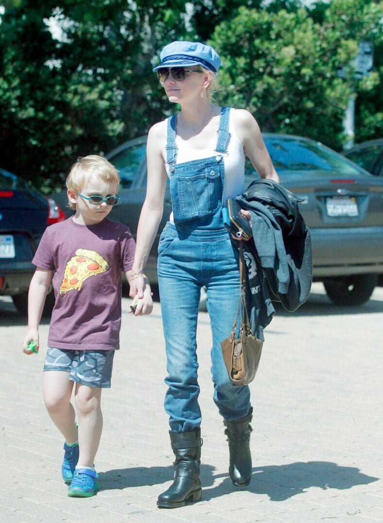 Anna Faris boyfriend Michael Barrett and son jack after a lunch date and shopping in Malibu.