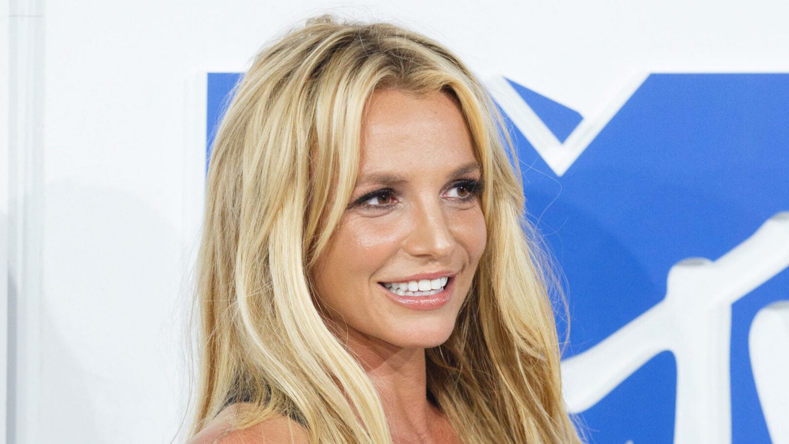 Britney Spears Branded ‘Classless’ Over Dollywood Video