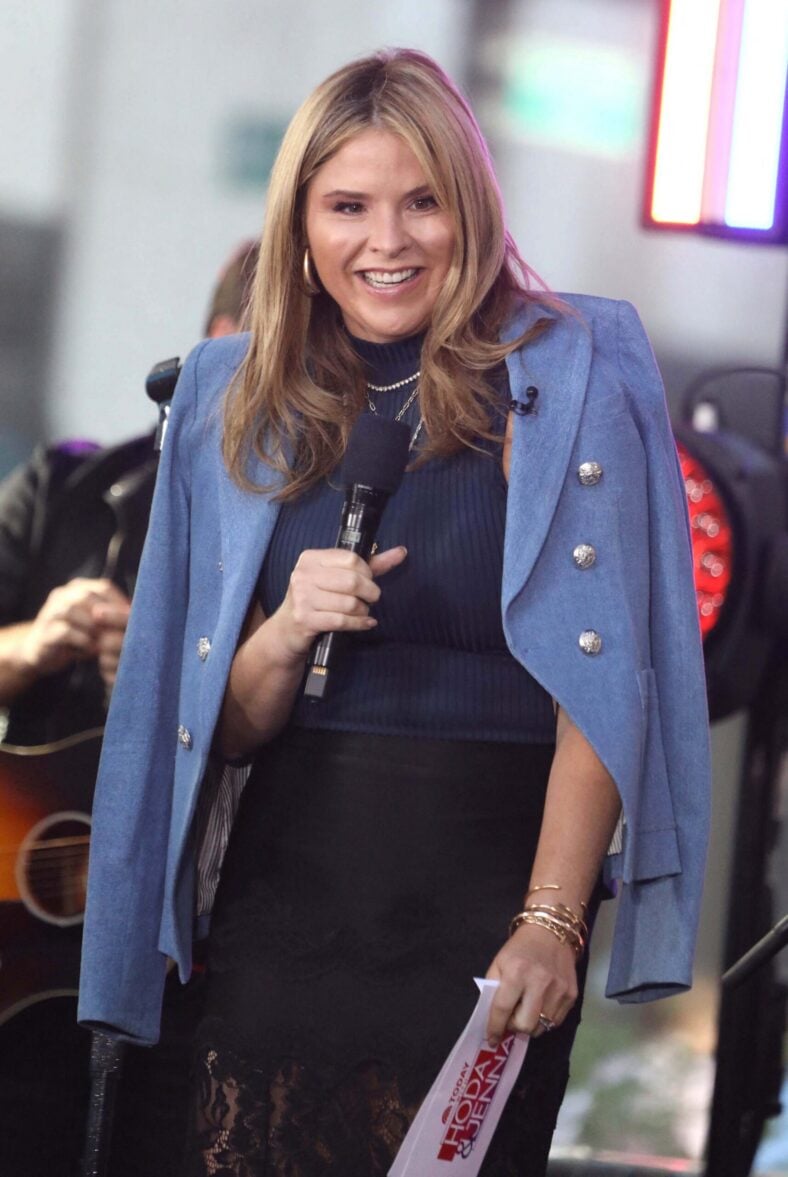 Carrie Underwood Performs on Today - September 2023