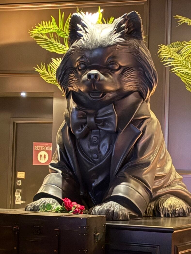 Gigolo Bar