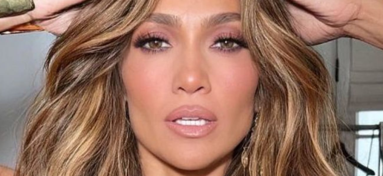 Jennifer Lopez In Plunging Spandex Told ‘Chest Installation A Bit Much’