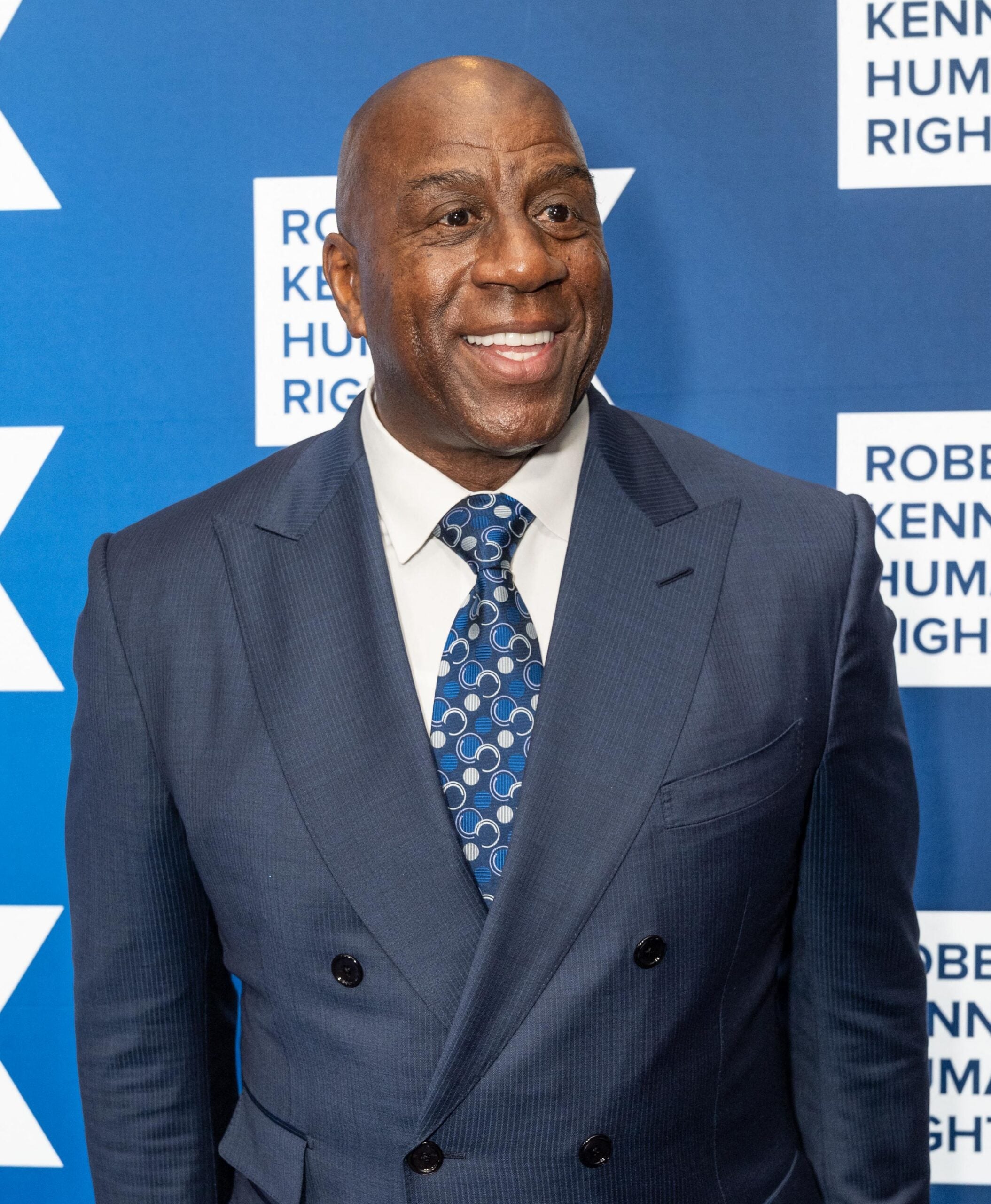 Los Angeles Lakers Transition to New Ownership Amid Team Changes