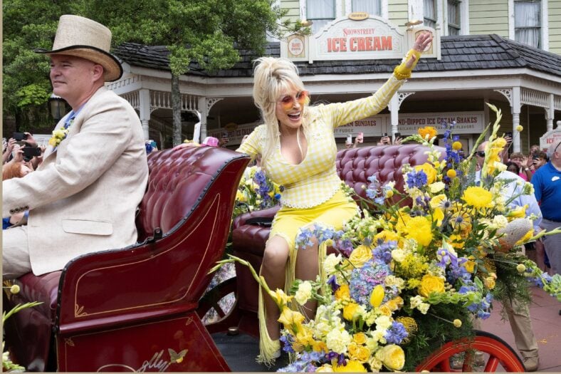 Dolly Parton at Dollywood