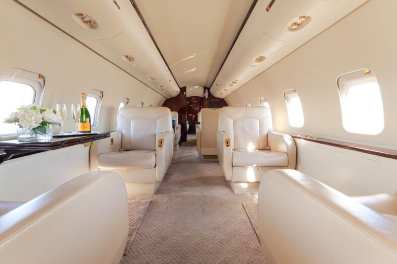 Inside the $37,000 Private Jet That Flew Let's Marry Harry to Vegas
