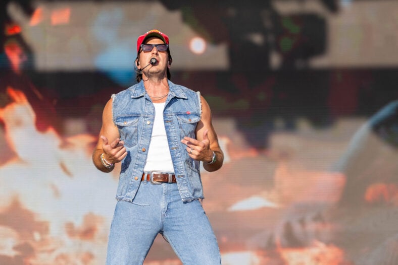 Russell Dickerson at Windy City Smokeout 2026