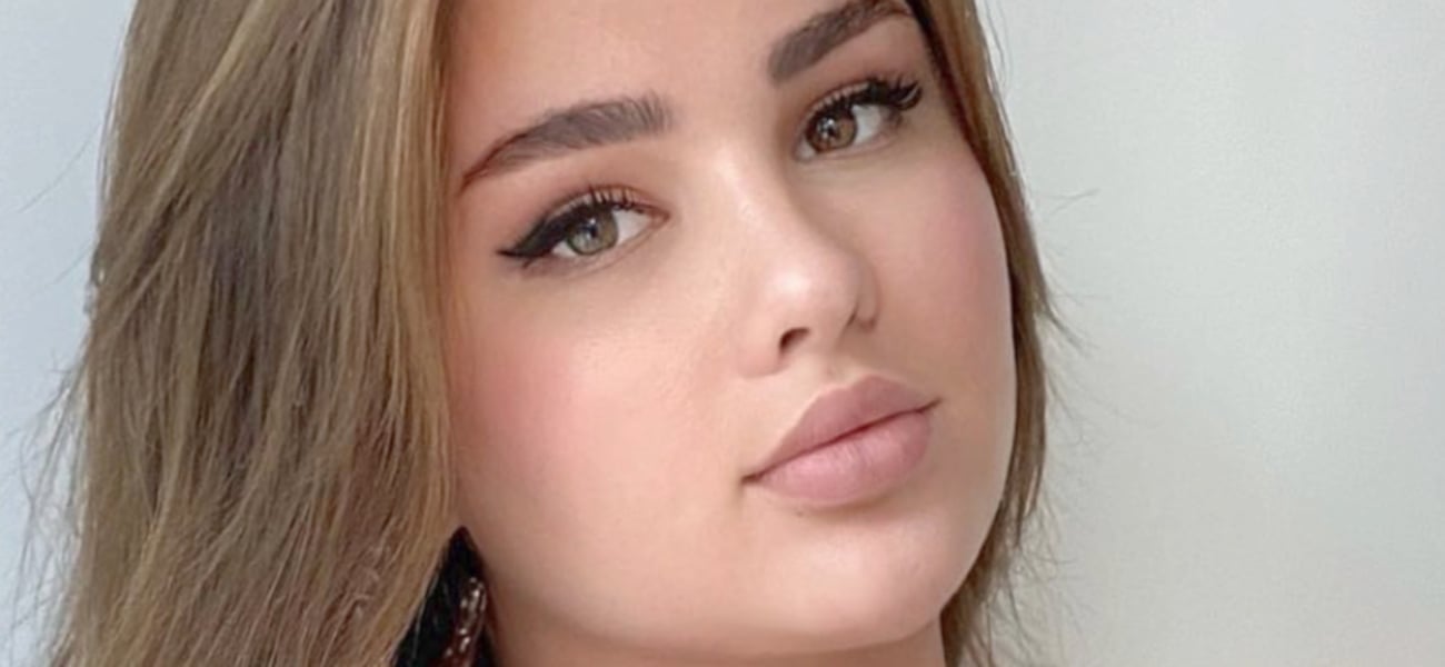 Anastasiya Kvitko In String Bikini Told ‘Huge Melons Deserve An Award’