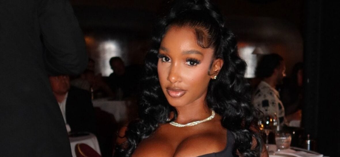 Bernice Burgos posing