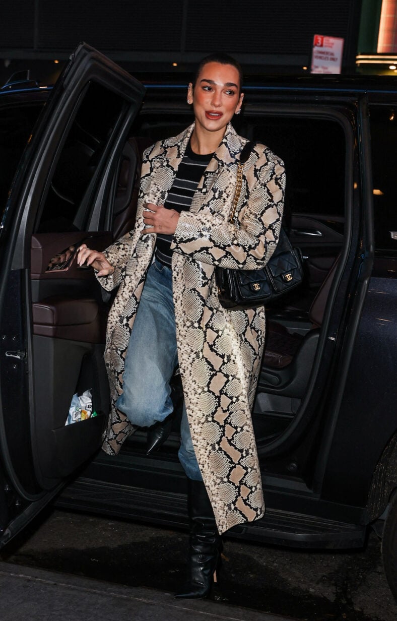 Dua Lipa is all smiles while arriving to CBS Mornings this morning in New York City