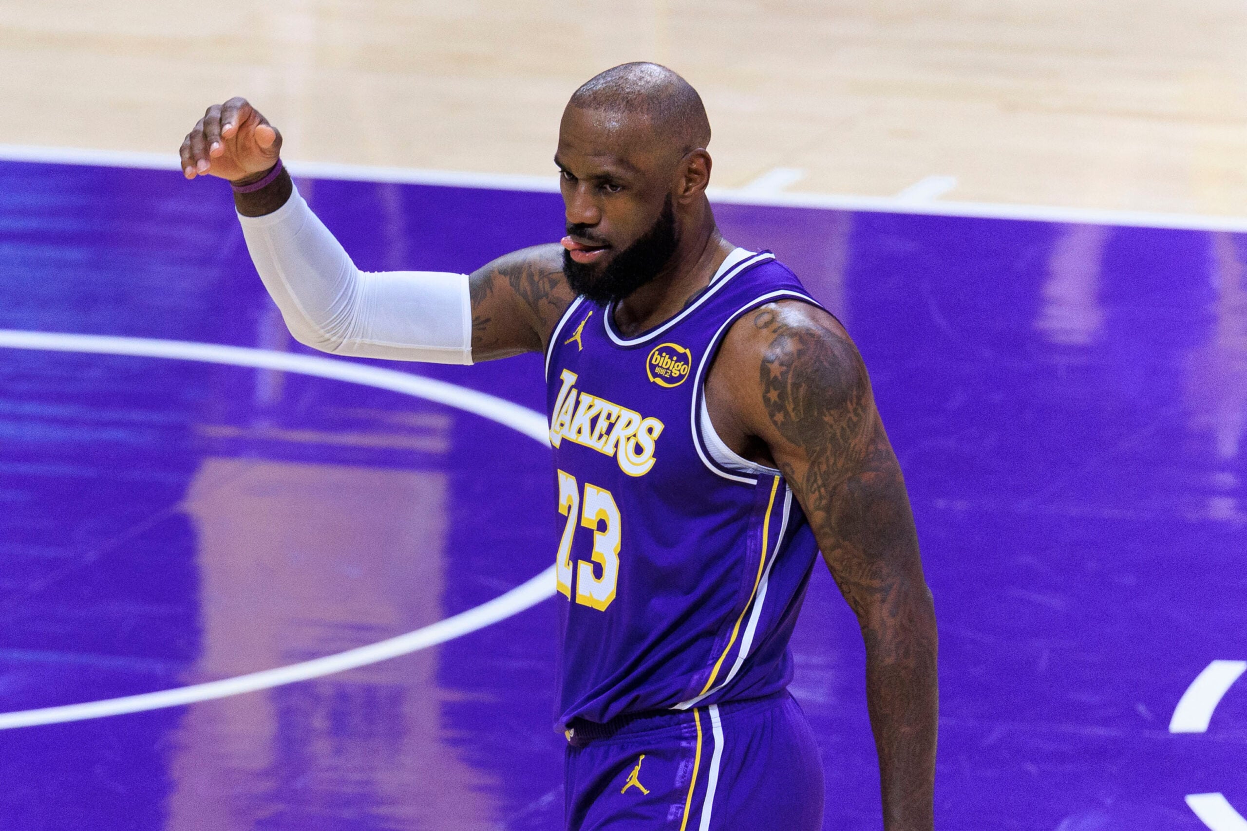 LeBron James Issues Warning To Philly 76ers Fans Ahead Of 24th Season