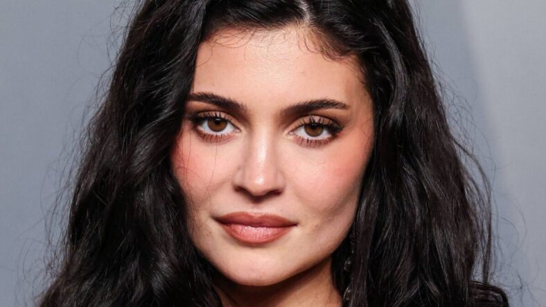 Kylie Jenner Flaunts Cleavage In Victoria’s Secret Fantasy Bra As Critics Cry ‘Plastic’