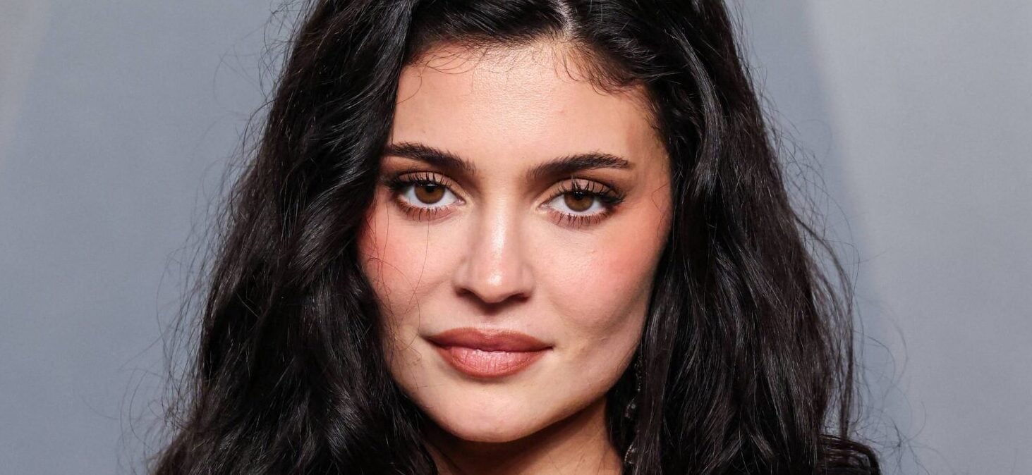 Kylie Jenner In Plunging Sports Bra Nearly Spills Out While Carrying Birkin To Gym