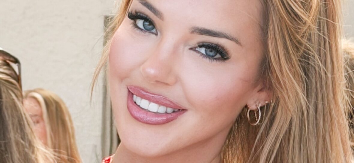 Marie Dee smiling close up
