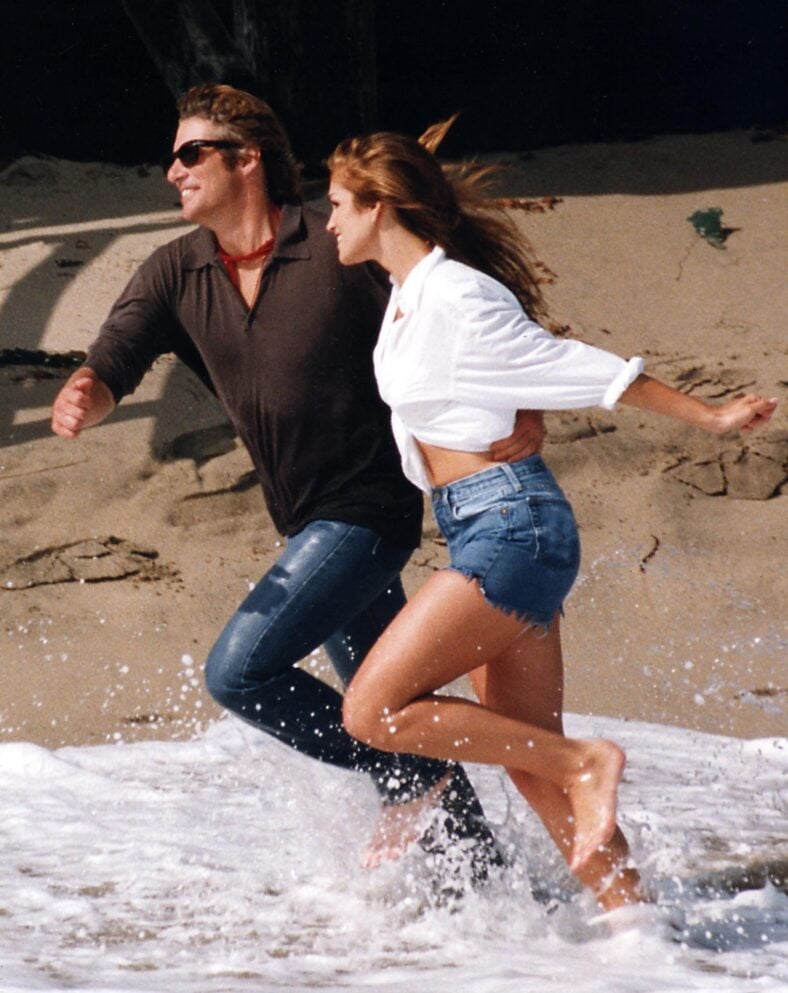 Richard Gere and Cindy Crawford on the beach