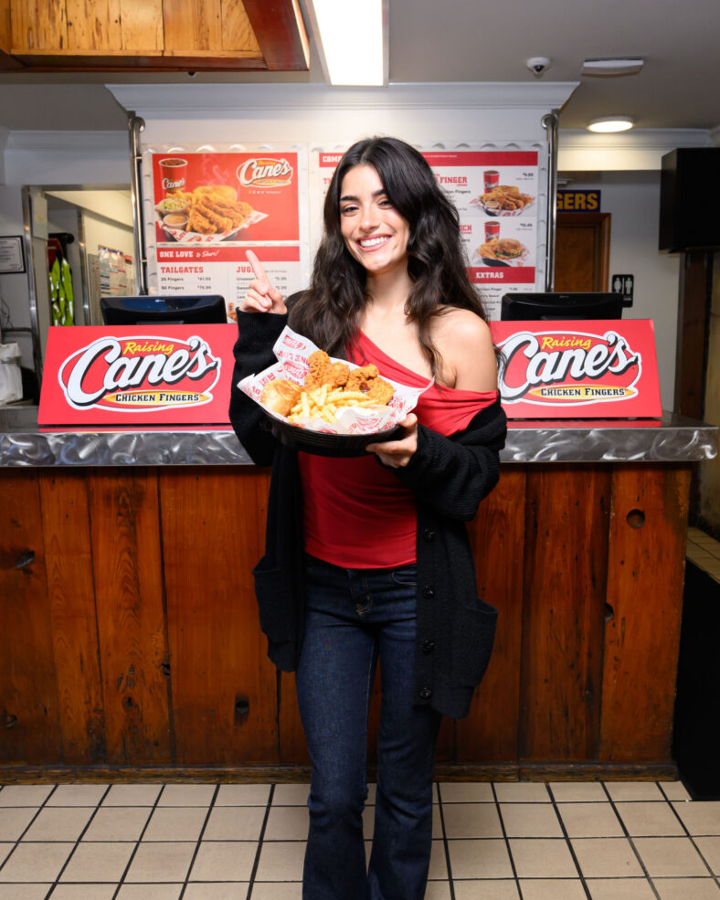 Dixie D'Amelio at “The Mothership" Raising Cane's