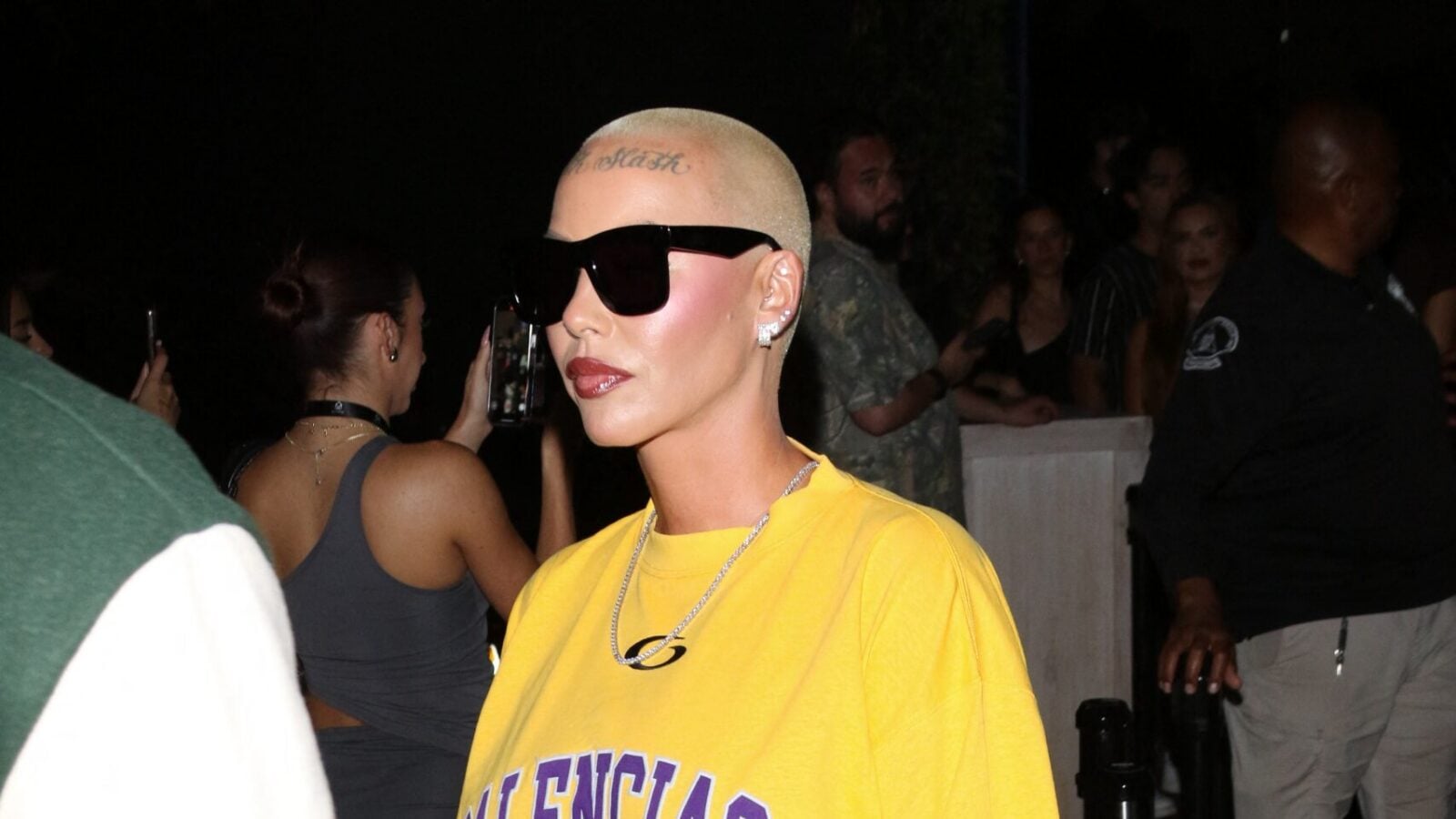 Amber Rose Relies On ‘Filters’ To ‘Look Good’ In Steamy Bikini Clip