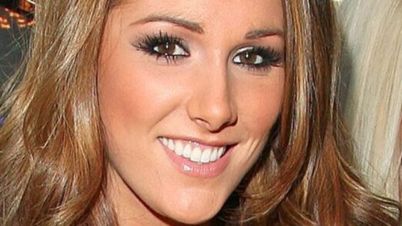 Lucy Pinder Bending Over In String Bikini Highlights Her ‘Amazing Rack’