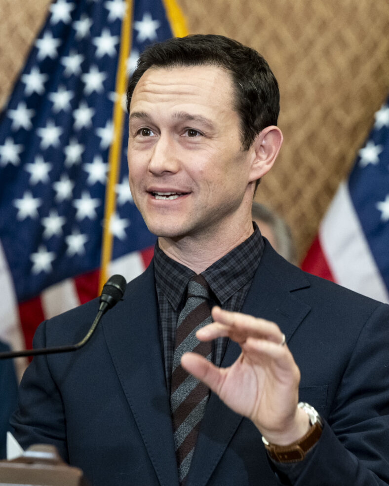 Joseph Gordon-Levitt Speaking at the US Capitol