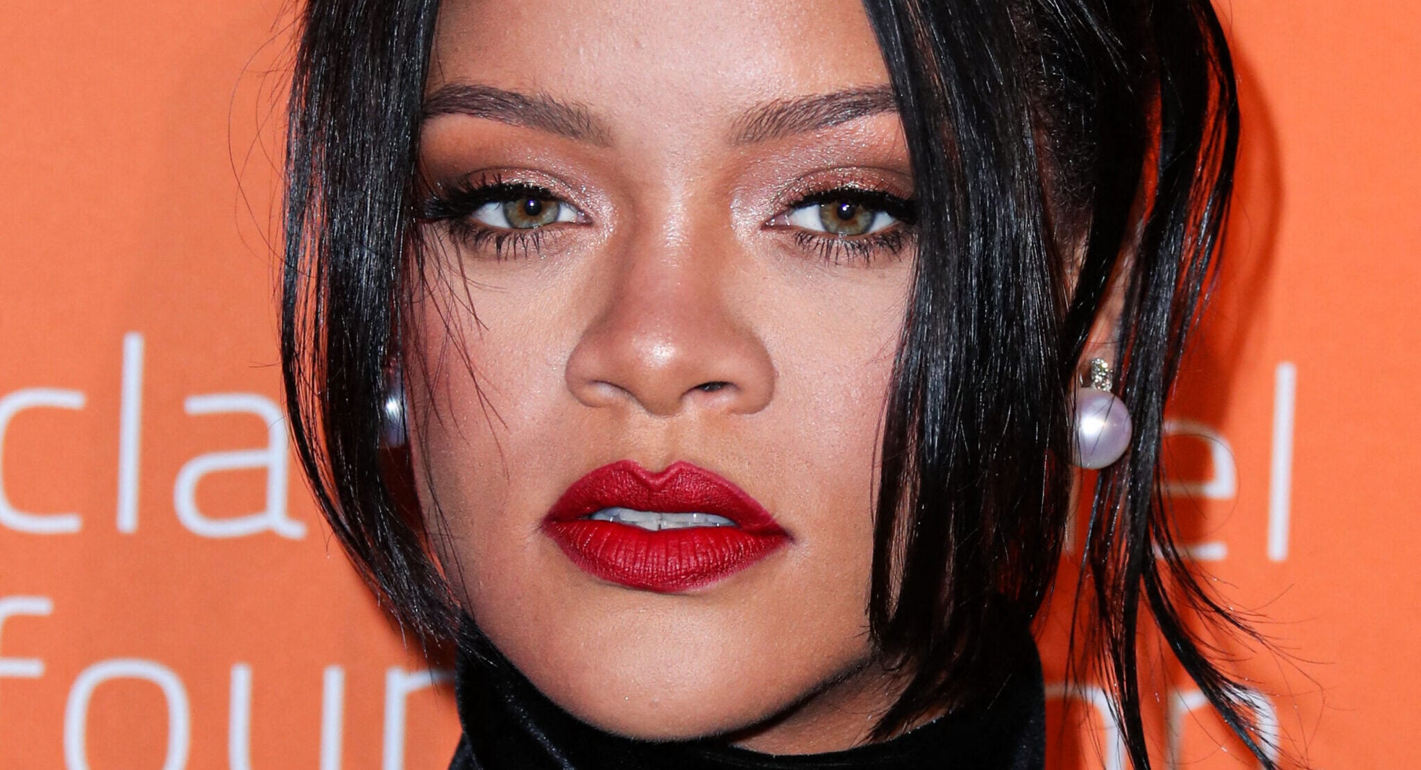 Rihanna Gets On All Fours In Purple Lingerie Highlighting Her ‘Cake’