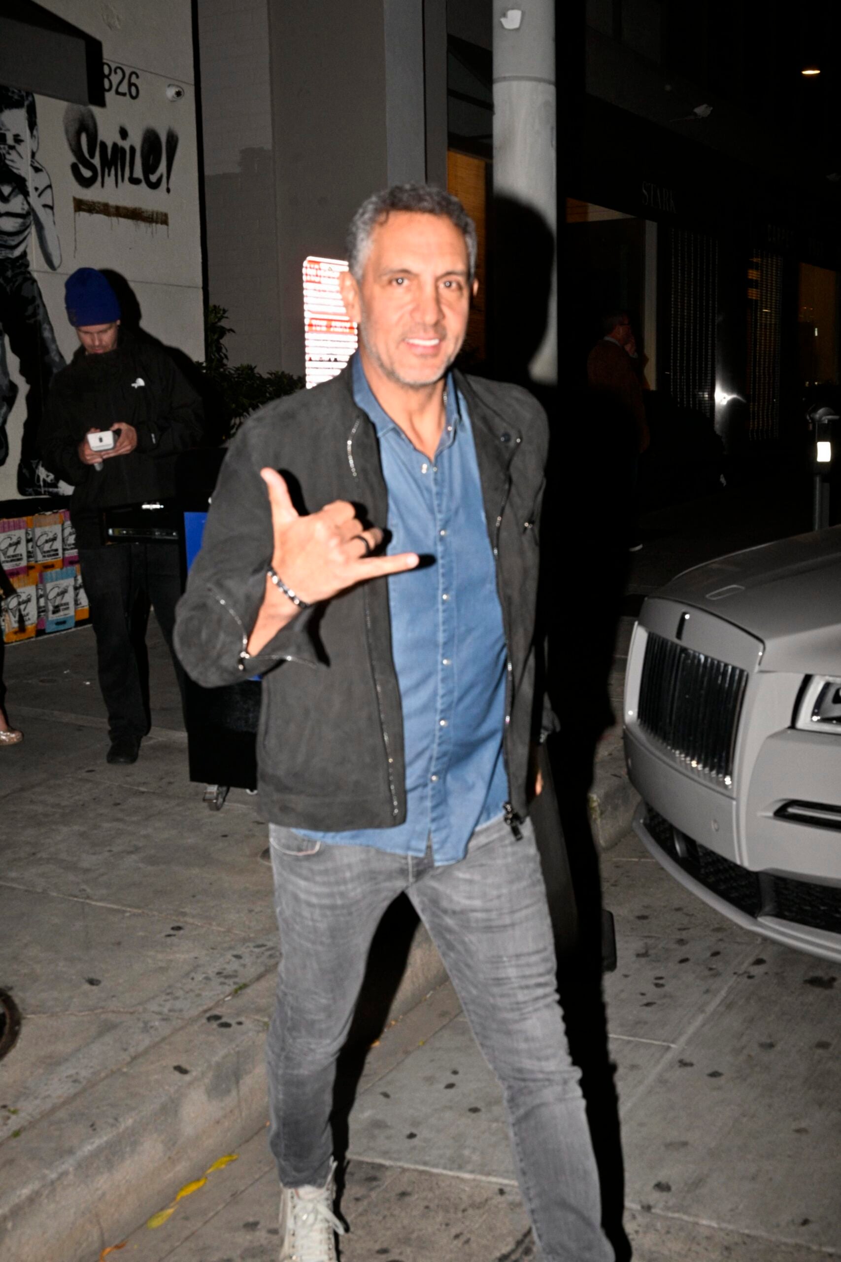 Kyle Richards’ Ex Mauricio Umansky Is Considering Running For Mayor Of Los Angeles