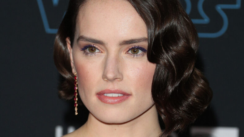 Daisy Ridley Wipes Instagram Account, Sparking Massive ‘Star Wars’ Speculation
