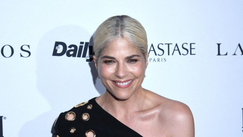 Selma Blair All Smiles At 90s Con Days After Shocking Airline Assault Arrest