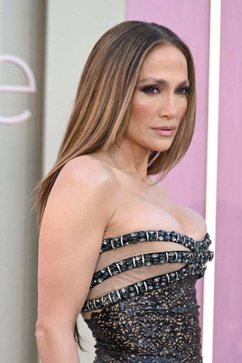 Jennifer Lopez at Premiere Of ''Office Romance''